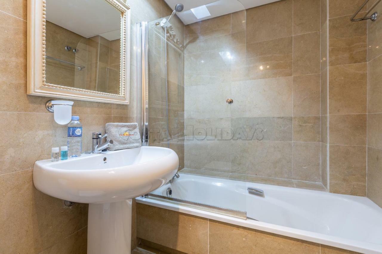 Marina Duquesa 256 Apartman Manilva Kültér fotó
