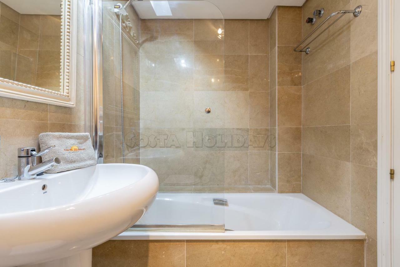 Marina Duquesa 256 Apartman Manilva Kültér fotó